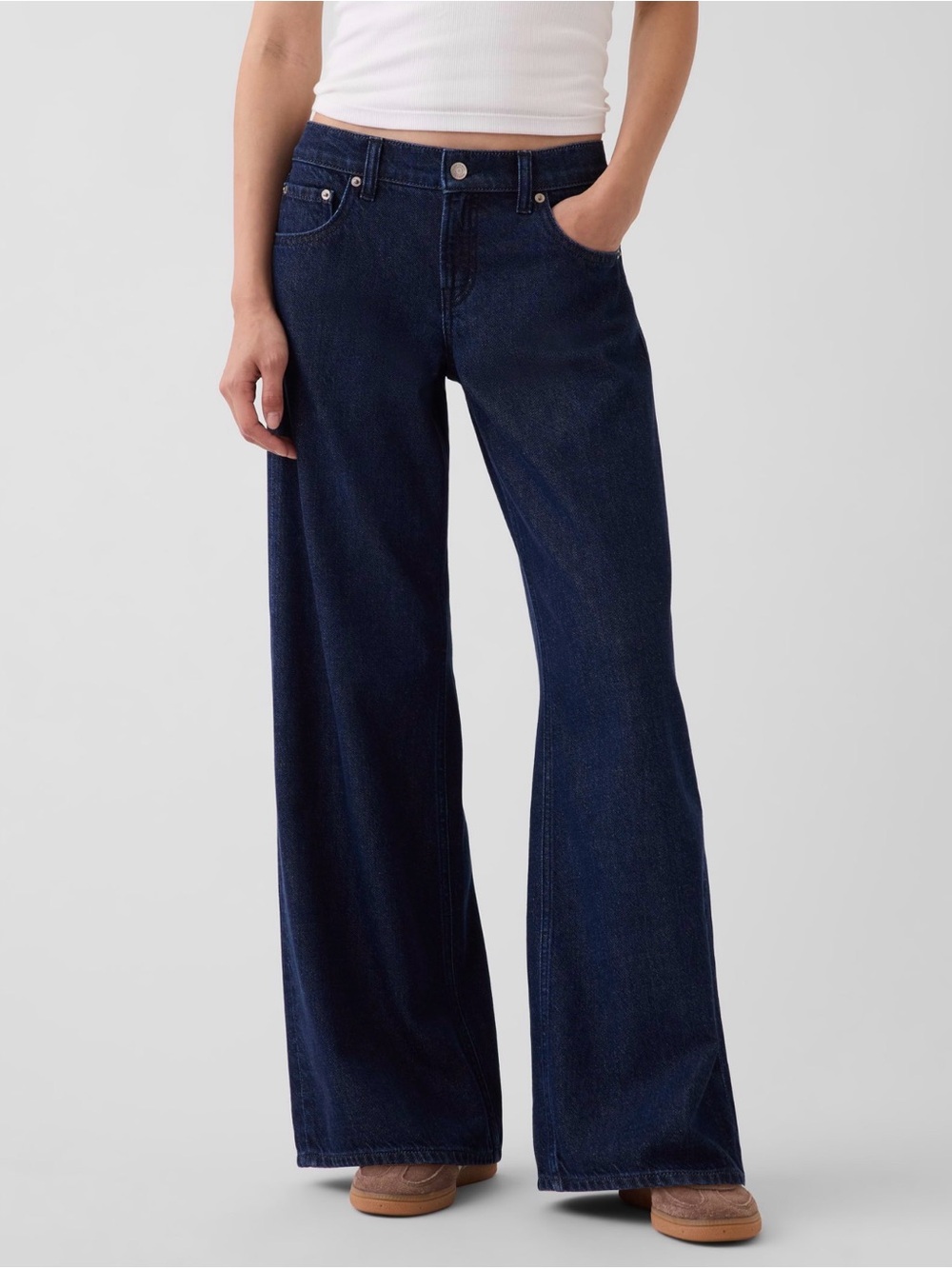 GAP Low Rise UltraSoft Stride Wide-Leg Jeans